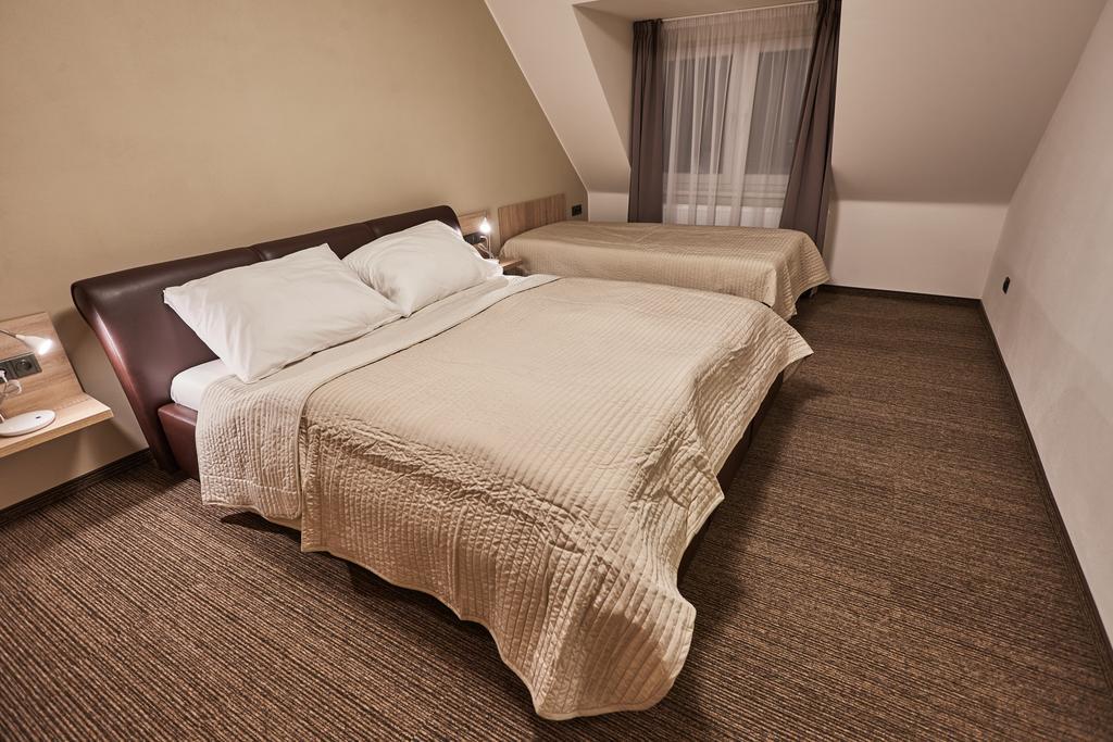 Apartmany Volarik มิคูลอฟ ภายนอก รูปภาพ