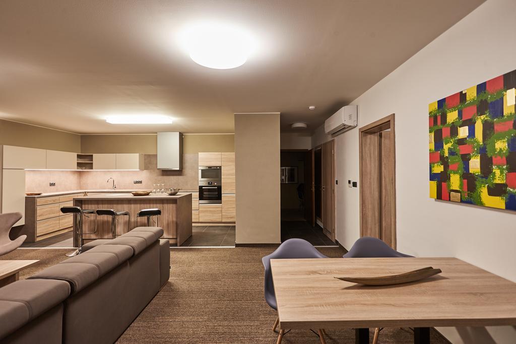 Apartmany Volarik มิคูลอฟ ภายนอก รูปภาพ